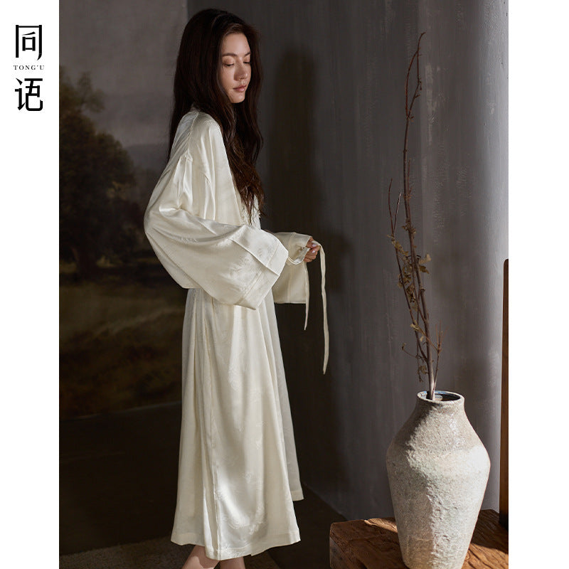 Tongyu Morning Robe for Women, Spring and Autumn Ice Silk Long Sleeve Nightgown, Mid-Length Winter Bathrobe, Two-Piece Pajama Set with Camisole Dress