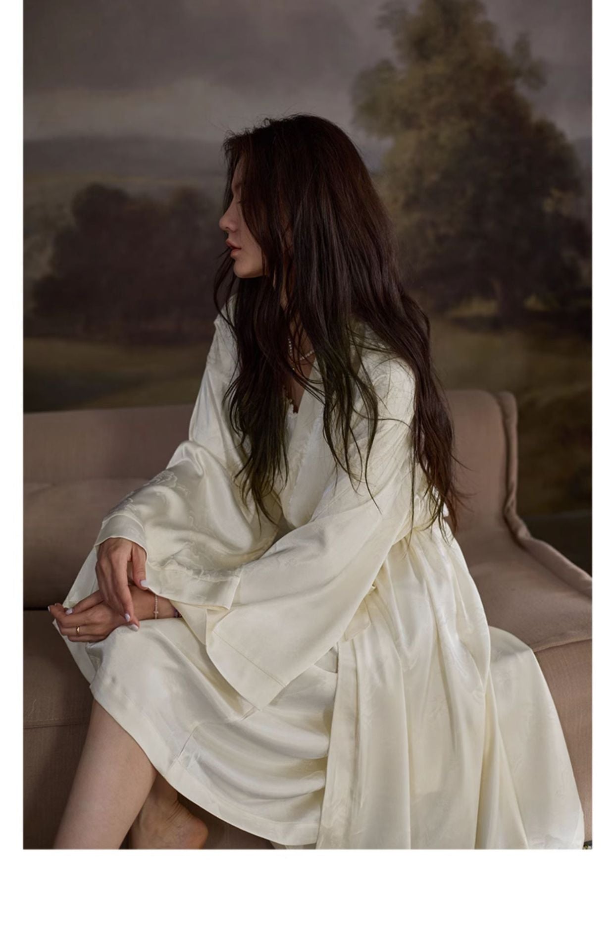 Tongyu Morning Robe for Women, Spring and Autumn Ice Silk Long Sleeve Nightgown, Mid-Length Winter Bathrobe, Two-Piece Pajama Set with Camisole Dress