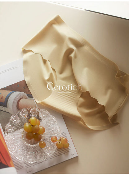 Cerotich Traceless3D Peach Hip Silk Panties for Women, Lightweight Barely-There Feel, Antibacterial Crotch, Anti-Exposure Briefs